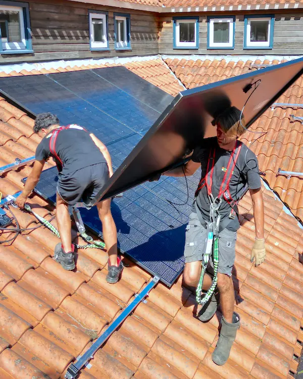 Bedrijfslogo Utrechtse zonnepanelen B.V.