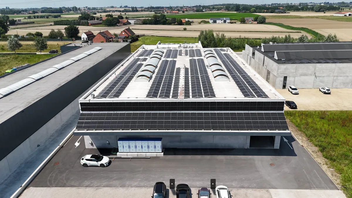 Bedrijfslogo MR Solar Nederland