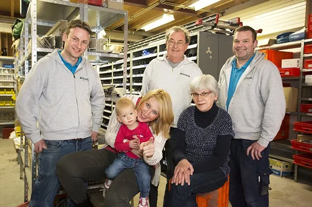 Bedrijfslogo Bij 't Vuur Elektra