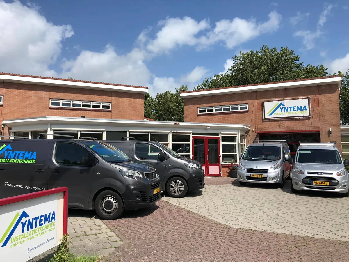 Bedrijfslogo Yntema Installatietechniek B.V.