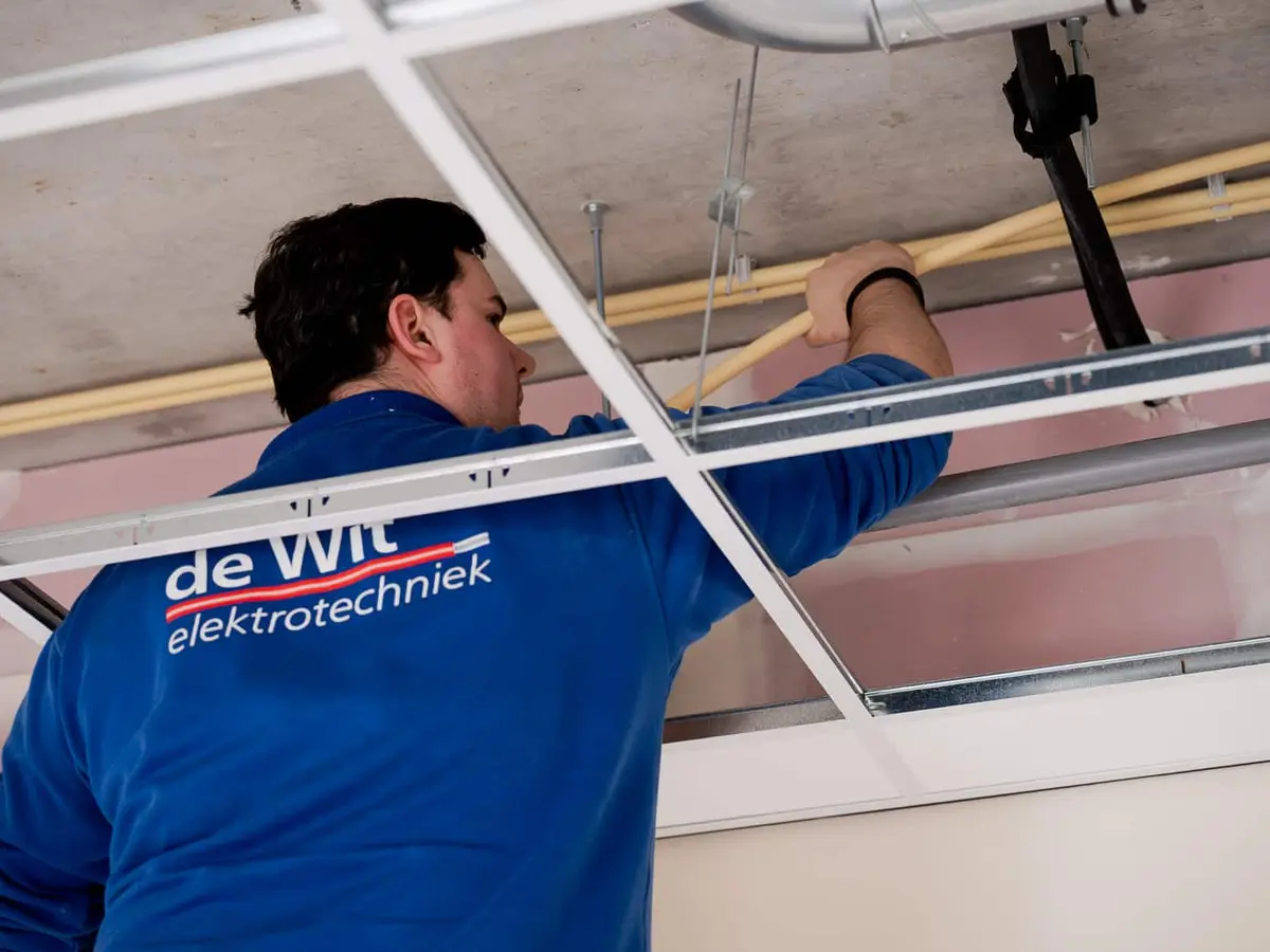 Bedrijfslogo De Wit Elektrotechniek B.V.