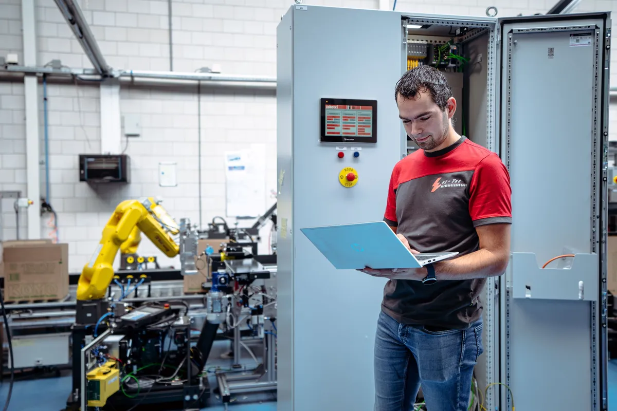 Bedrijfslogo EL-Tec Elektrotechnologie B.V.