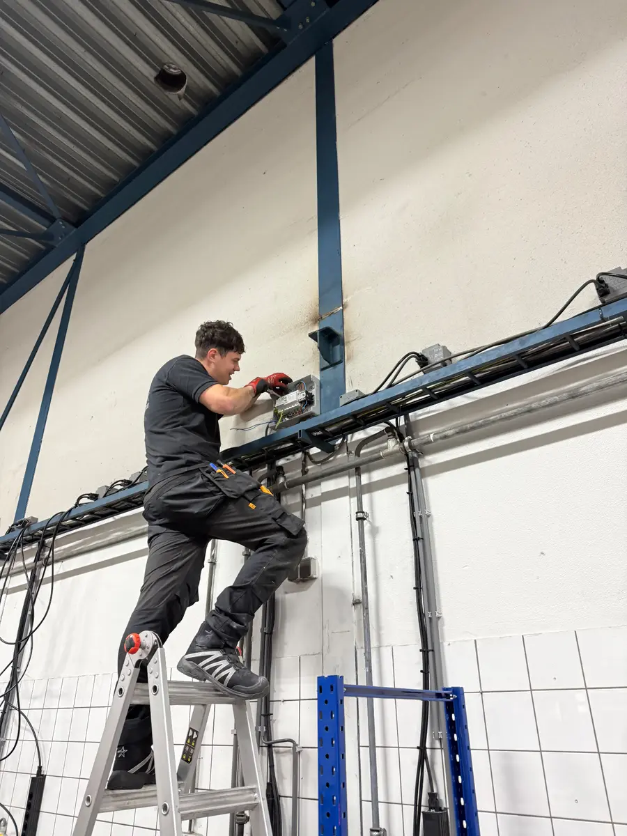 Bedrijfslogo Elektrotechnisch Bureau Verbeek