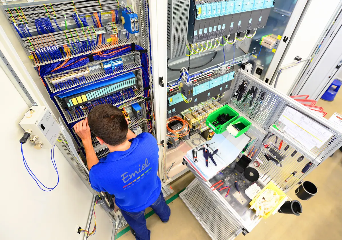 Bedrijfslogo Emiel Techniek