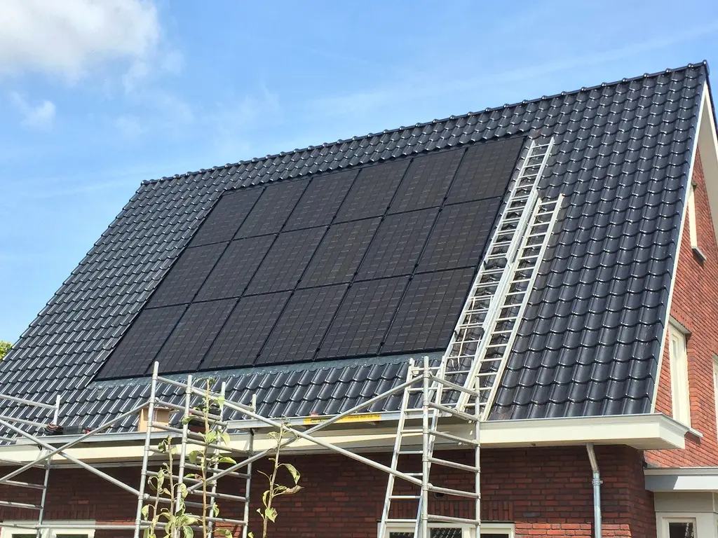 Hero foto Zonnepanelen laten installeren: wat kost het in 2026?